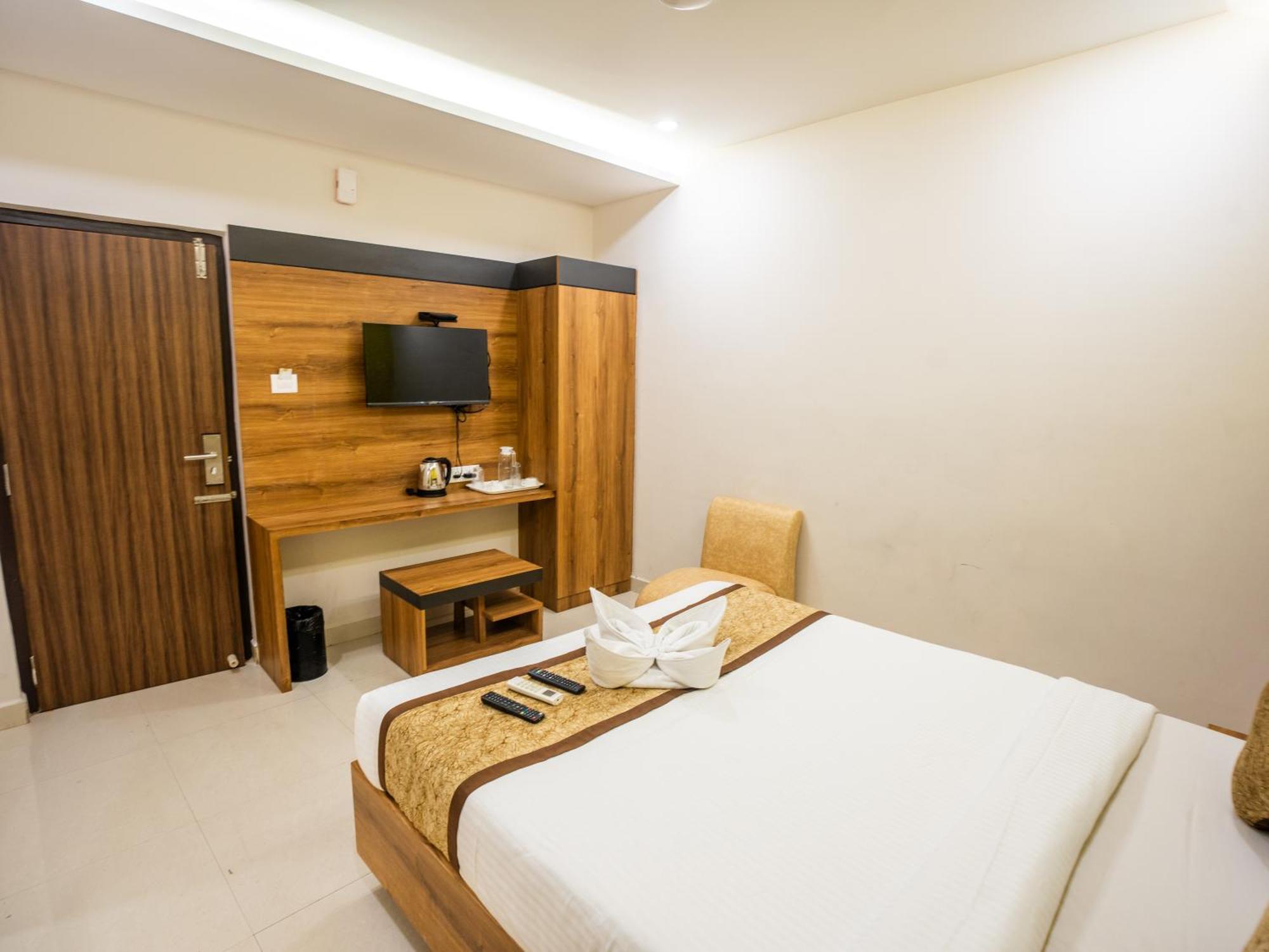 Grand Oliver Chennai Exterior foto