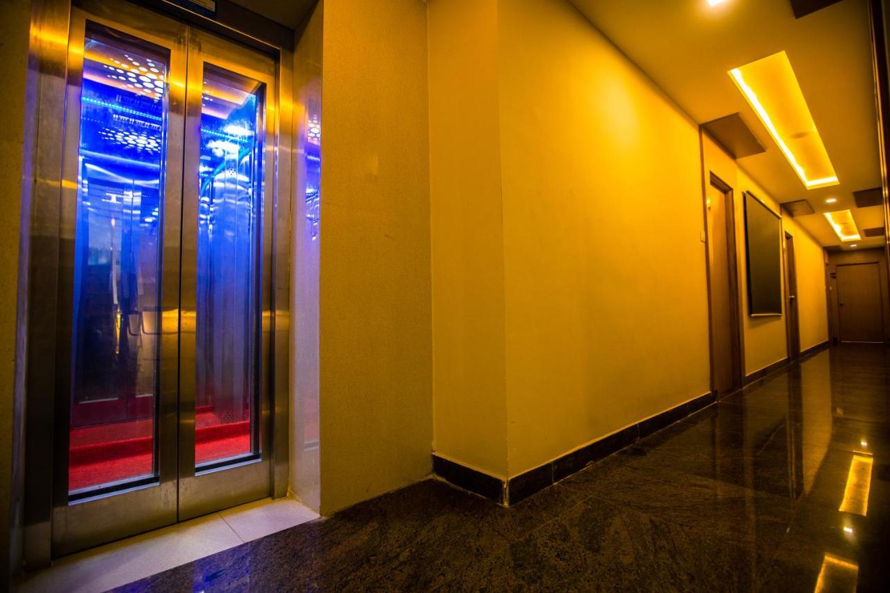 Grand Oliver Chennai Exterior foto